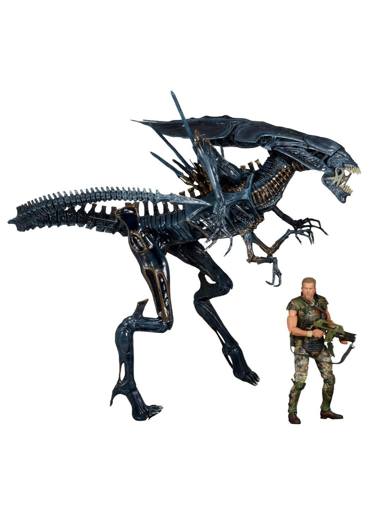 Aliens Queen Alien Ultra Deluxe Boxed Figure Neca